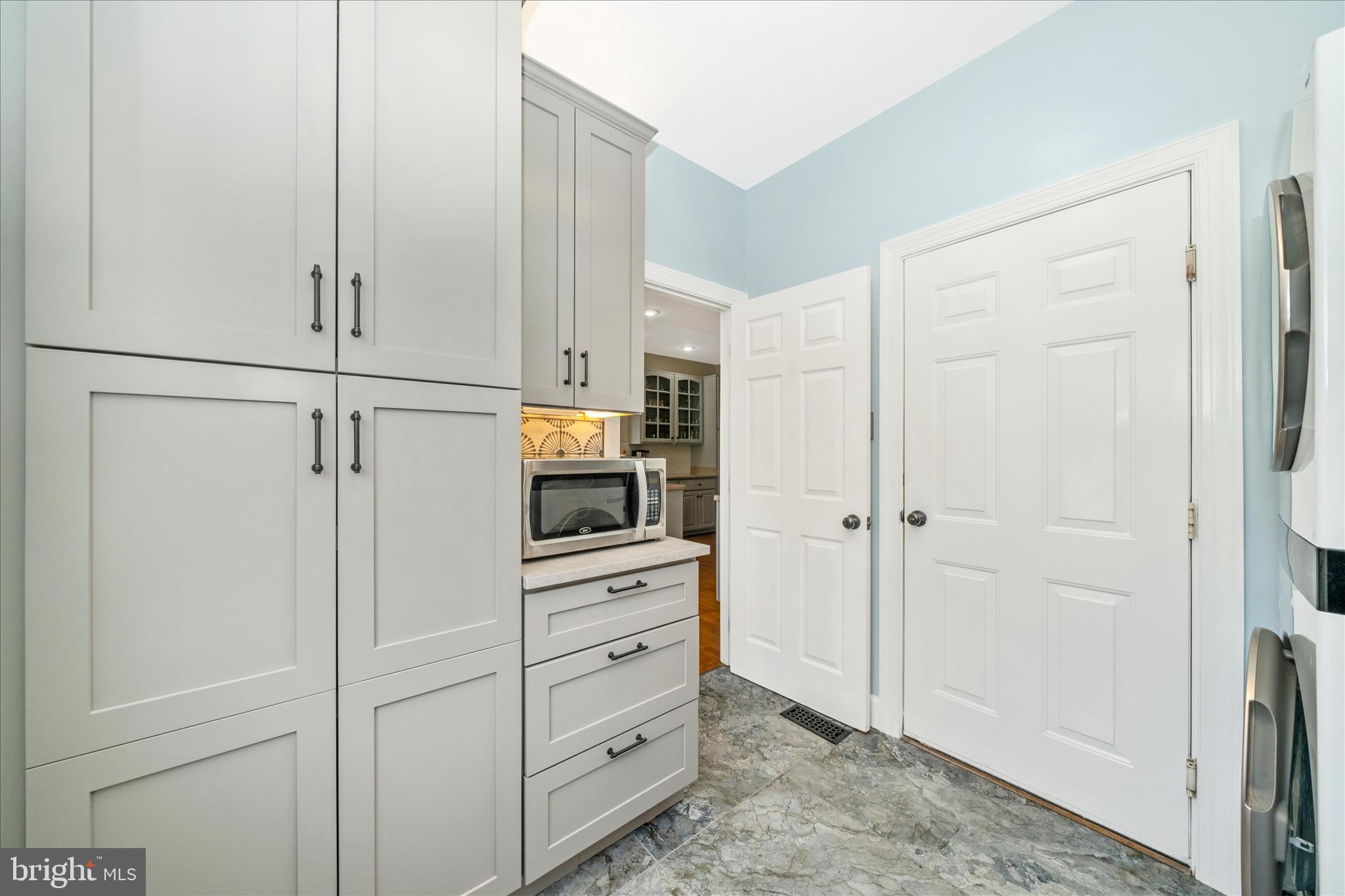 HOLBROOK HEIGHTS - Residential