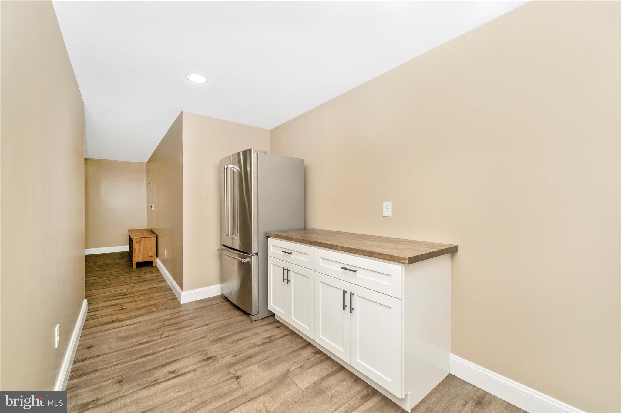 HOLBROOK HEIGHTS - Residential