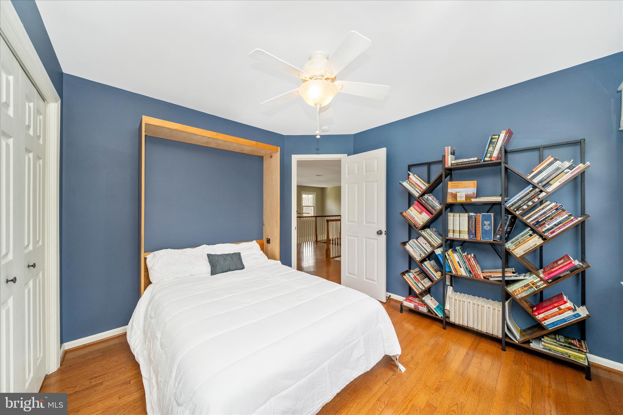 HOLBROOK HEIGHTS - Residential