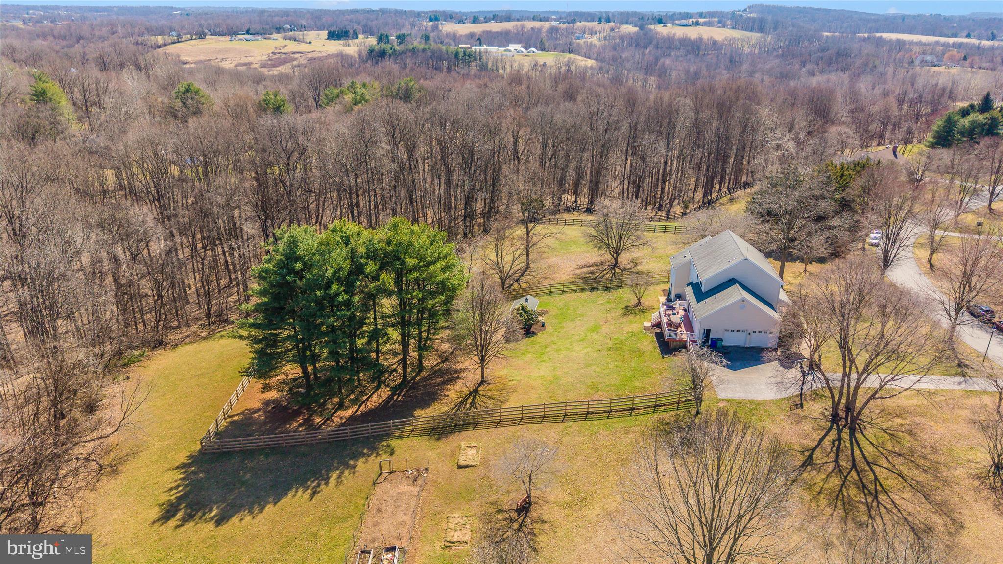 HOLBROOK HEIGHTS - Residential