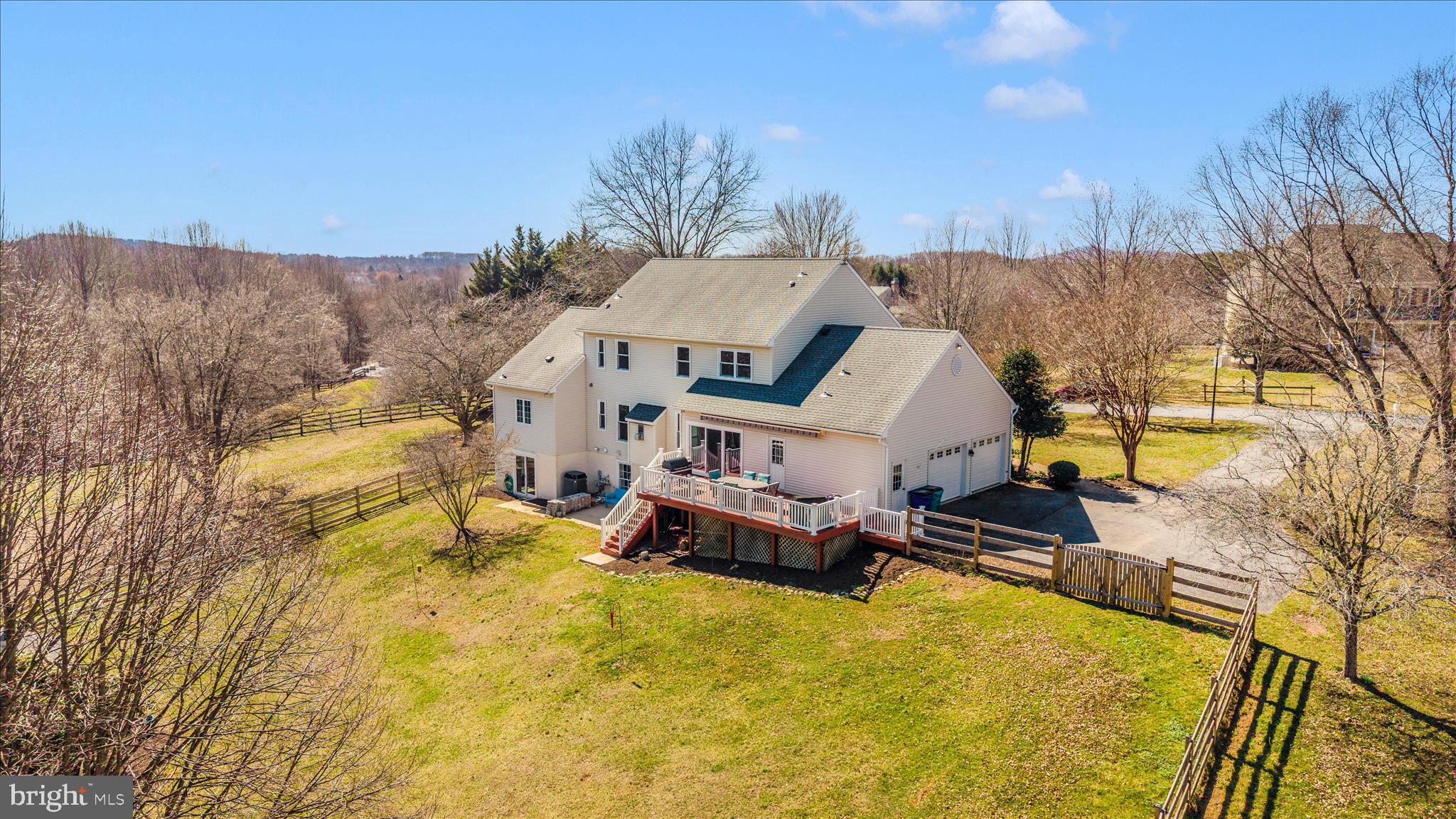 HOLBROOK HEIGHTS - Residential