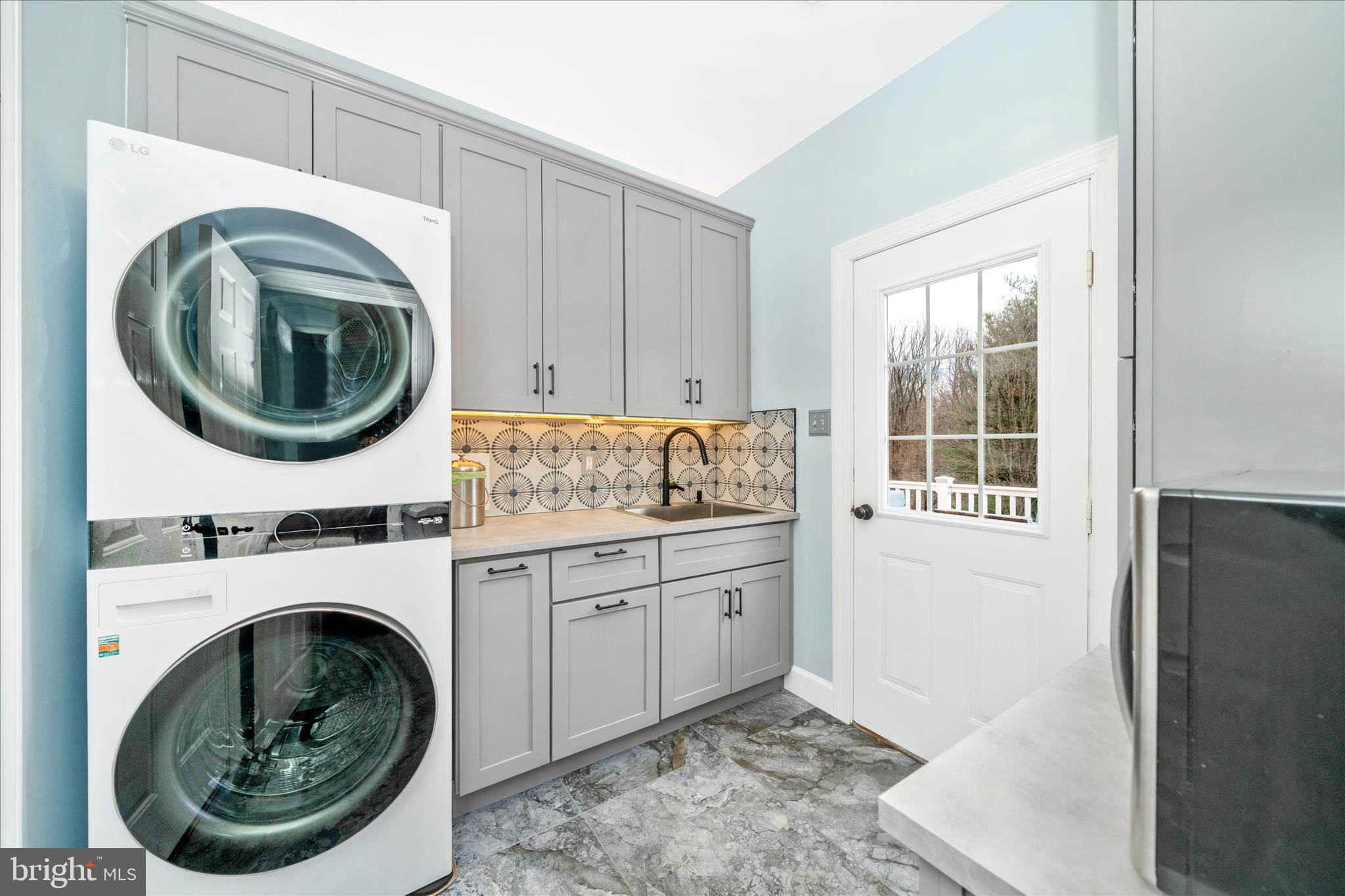 HOLBROOK HEIGHTS - Residential