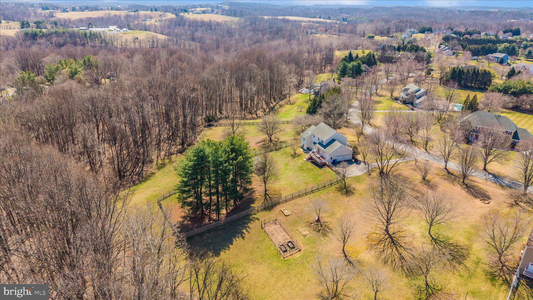 HOLBROOK HEIGHTS - Residential