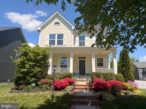 Photo of 2074 River Heritage Boulevard, DUMFRIES, VA 22026 (MLS # VAPW2118508)