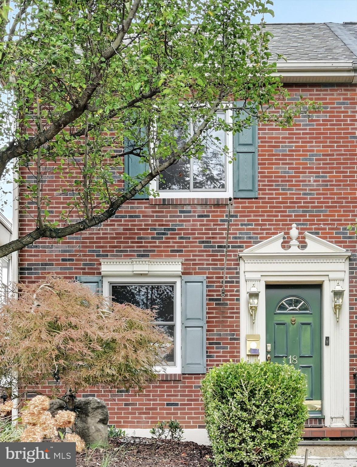 18 E PINE STREET