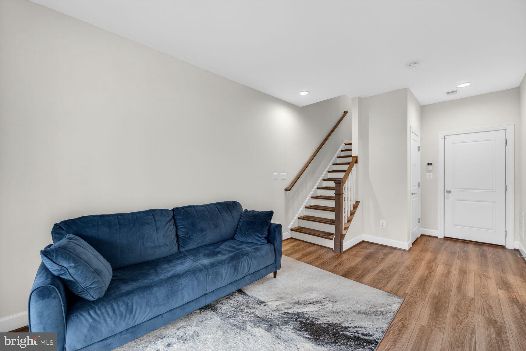 THE RETREAT AT WESTFIELDS - Residential