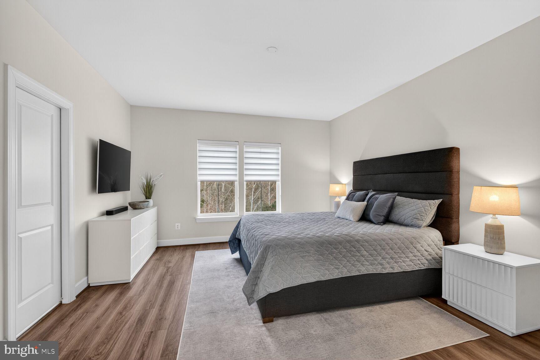 THE RETREAT AT WESTFIELDS - Residential