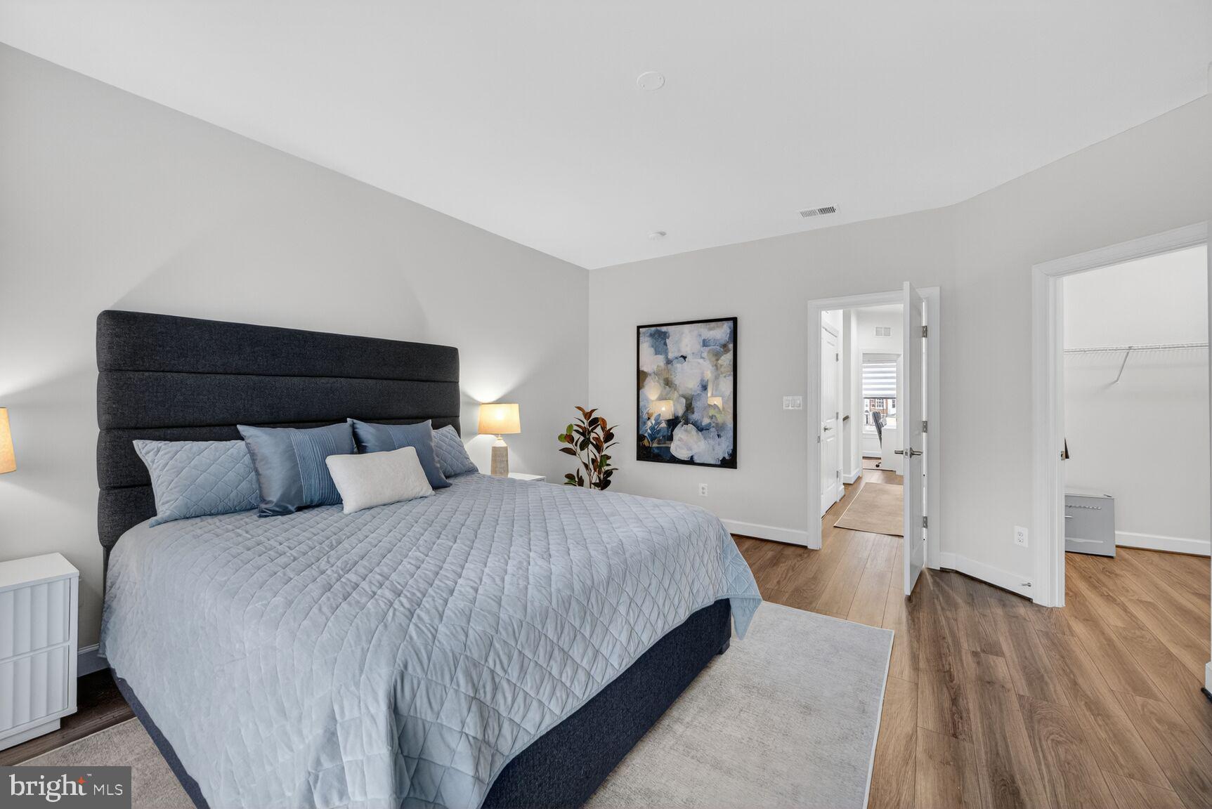 THE RETREAT AT WESTFIELDS - Residential