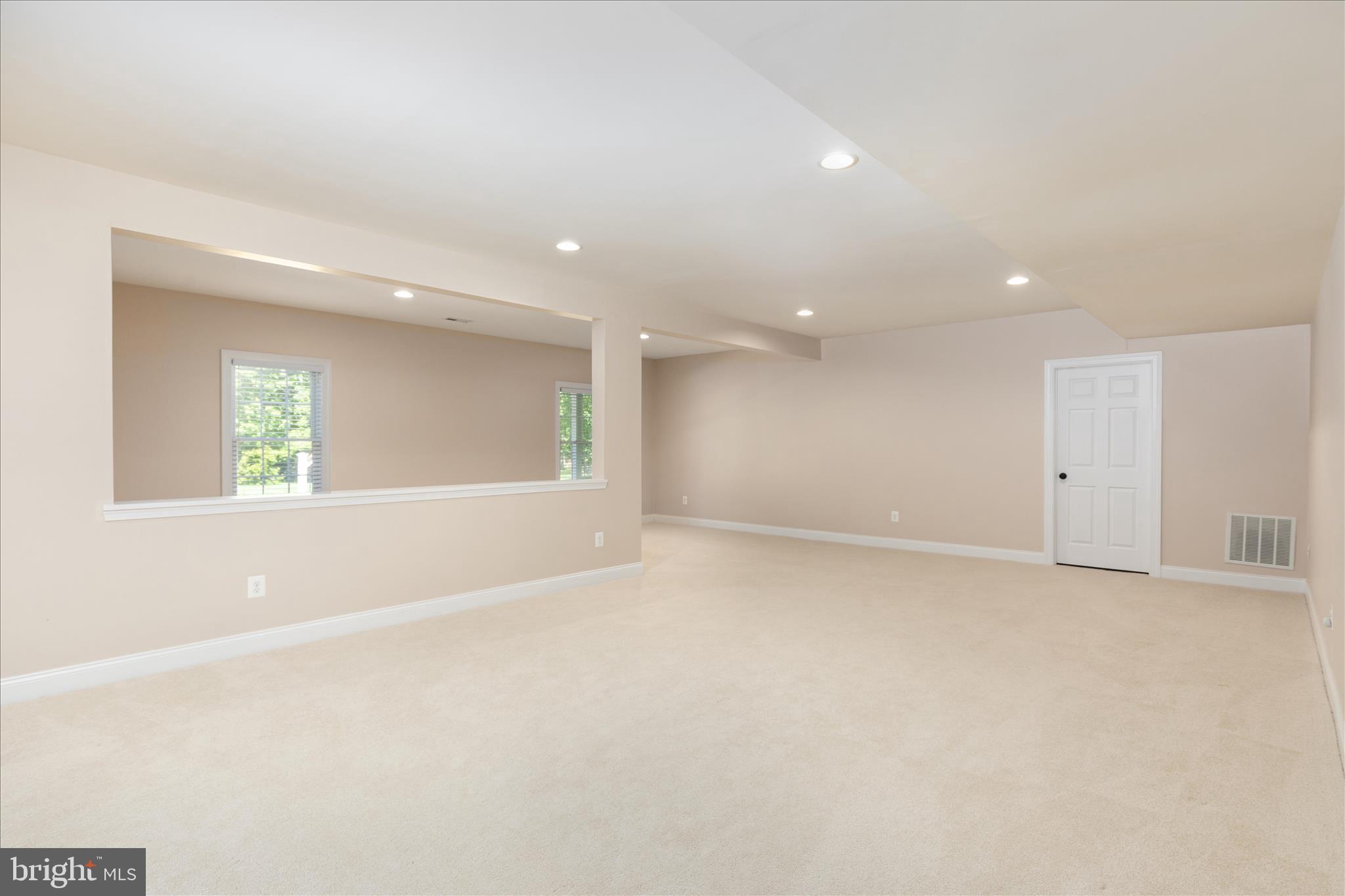 DOMINION VALLEY COUNTRY CLUB - Residential