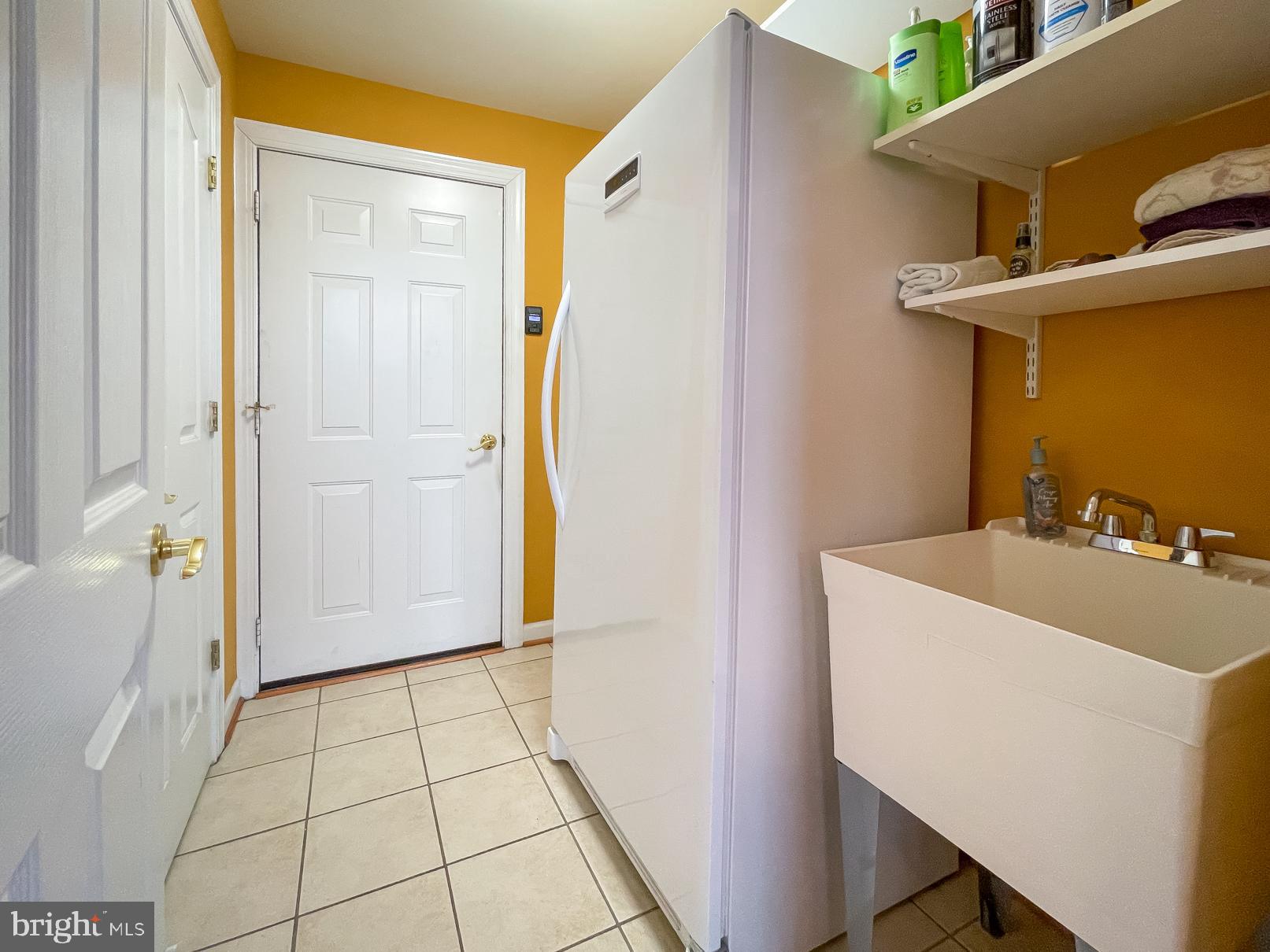 LANSDOWNE ON THE POTOMAC - Residential