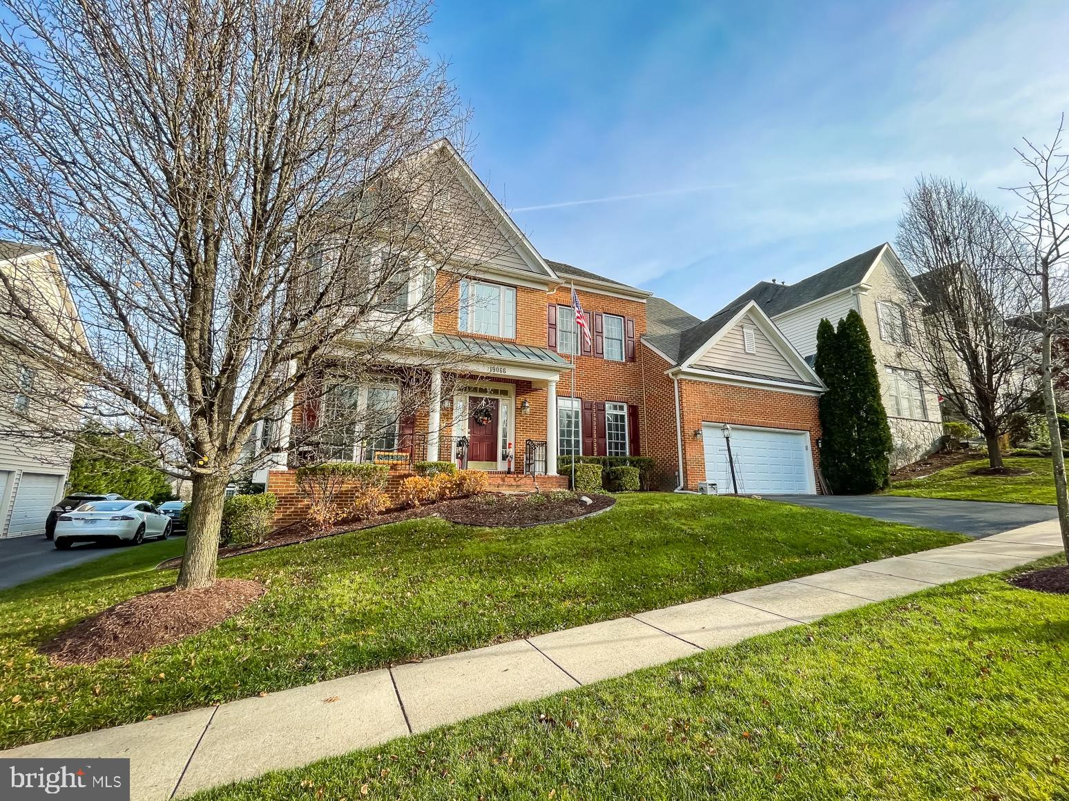 LANSDOWNE ON THE POTOMAC - Residential