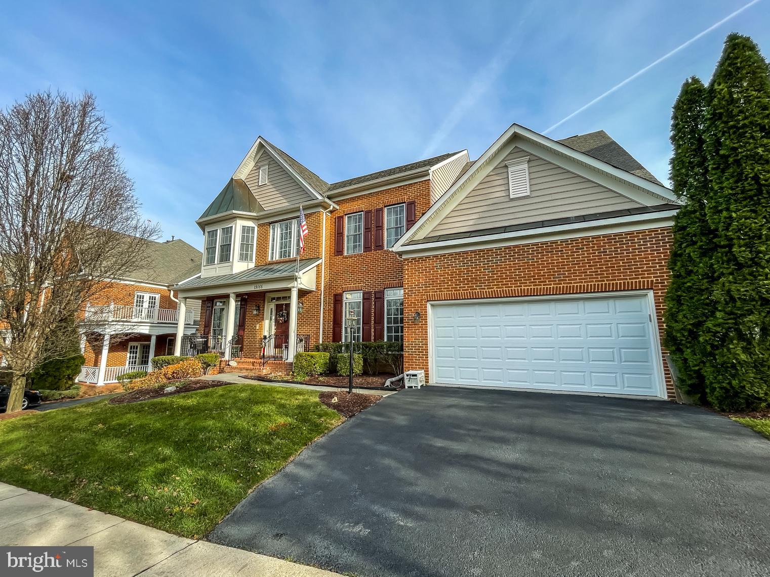 LANSDOWNE ON THE POTOMAC - Residential