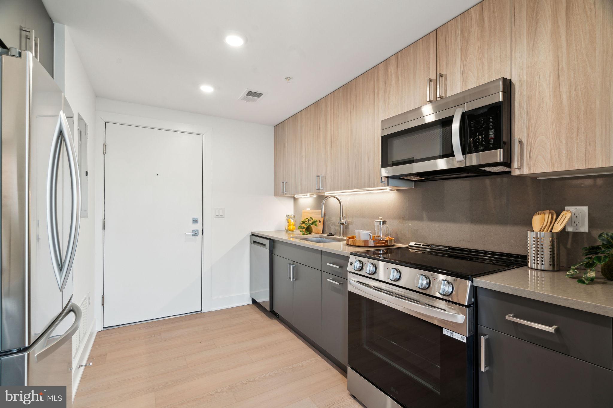 FISHTOWN - Residential Lease