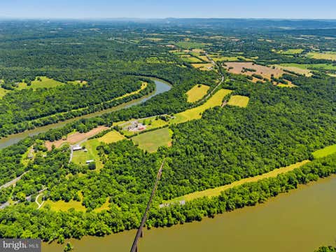 Homes For Sale - 16318 Canal Road<br/> SHARPSBURG, MD 21782