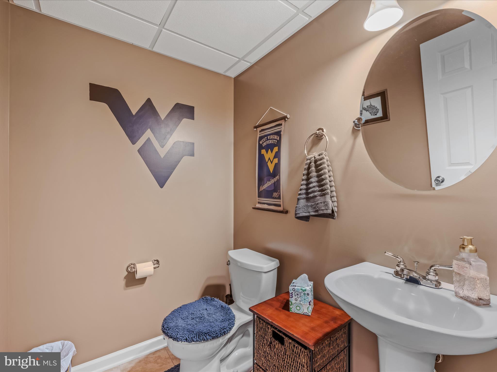 APPLE KNOLLS - Residential