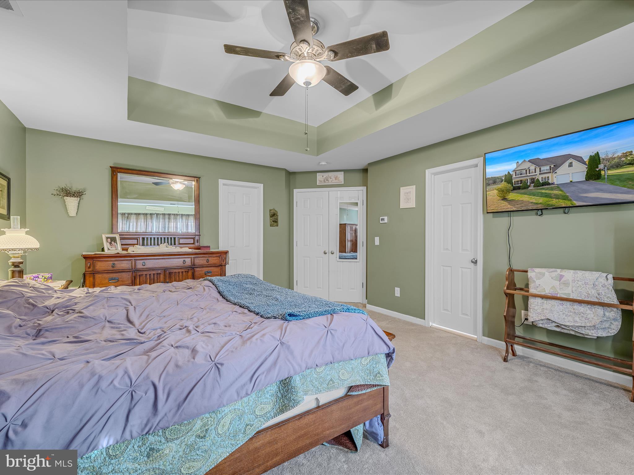 APPLE KNOLLS - Residential