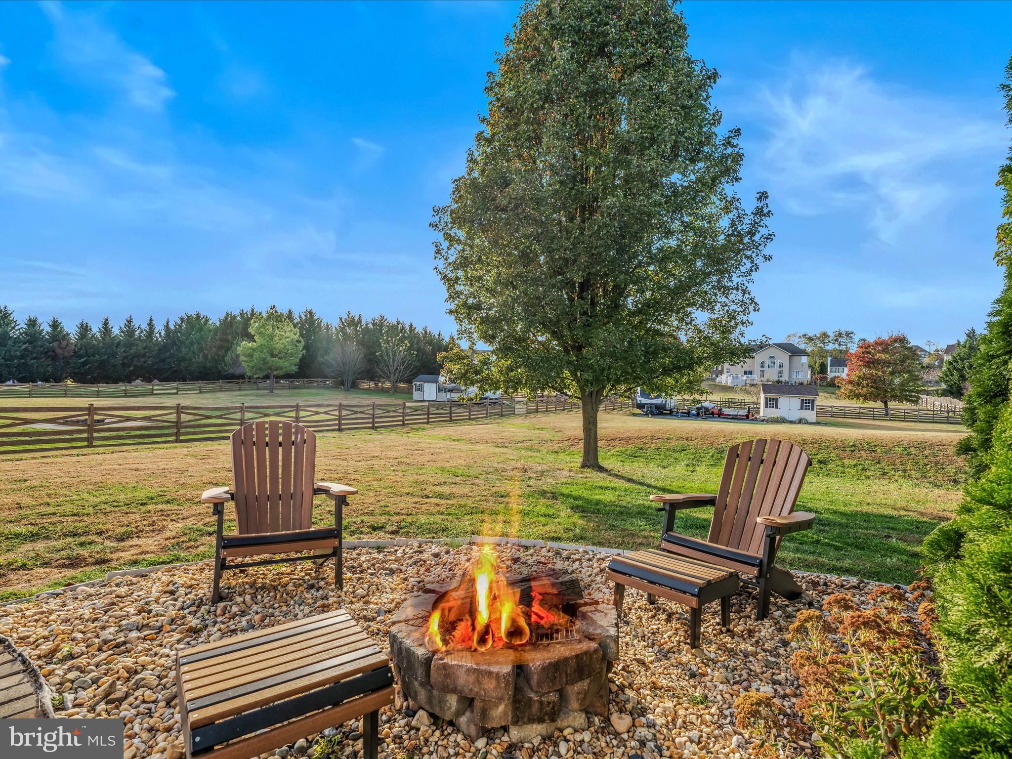 APPLE KNOLLS - Residential