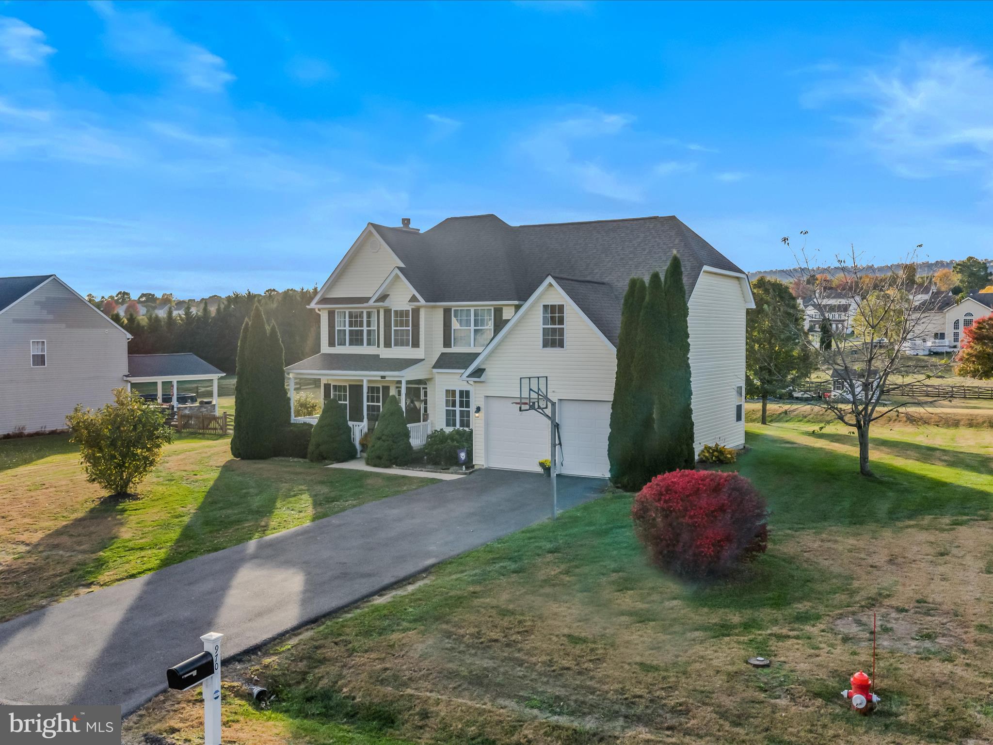 APPLE KNOLLS - Residential