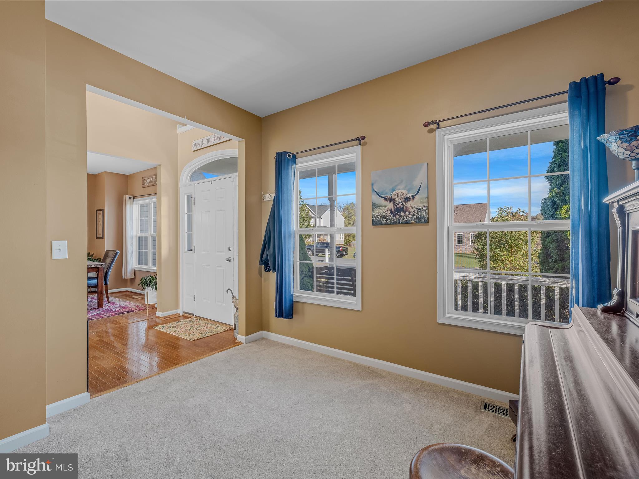 APPLE KNOLLS - Residential