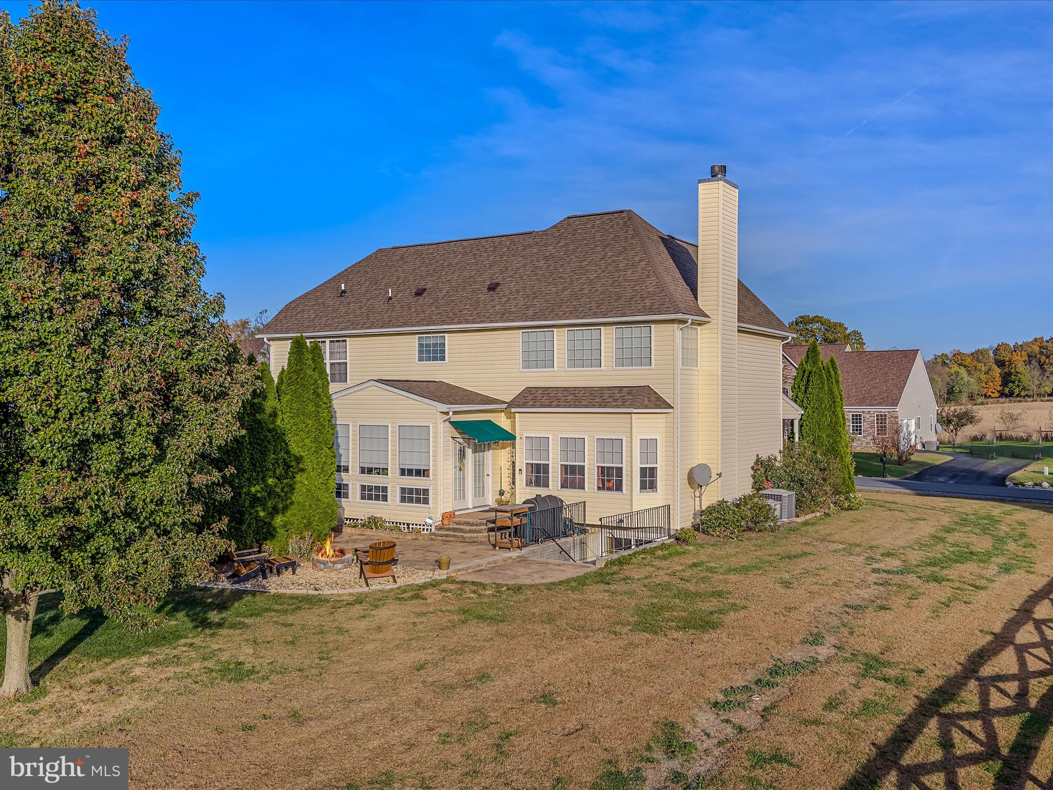 APPLE KNOLLS - Residential