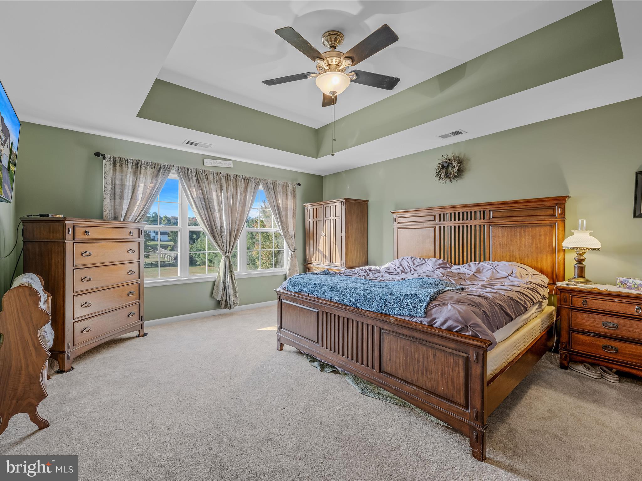 APPLE KNOLLS - Residential