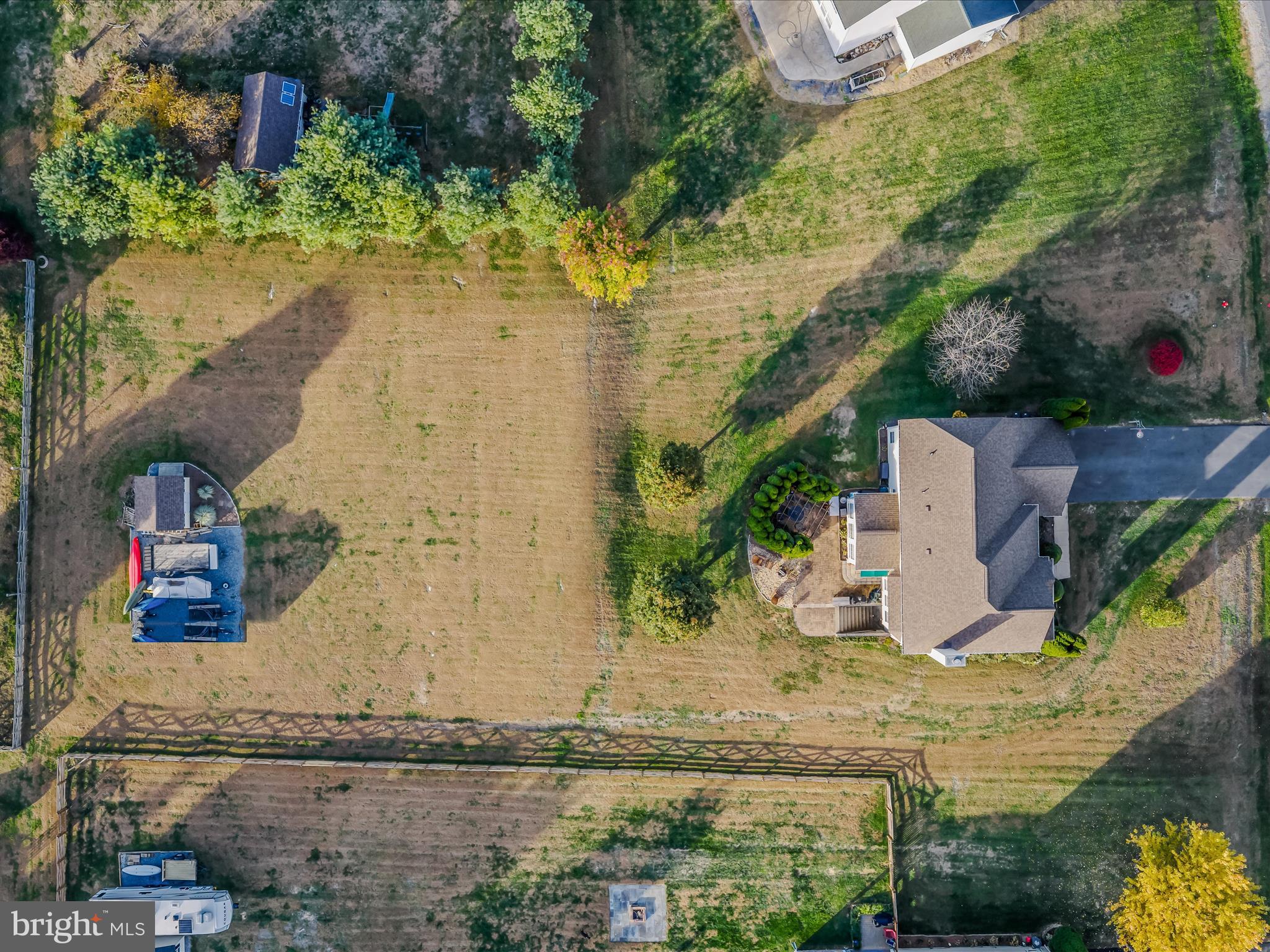 APPLE KNOLLS - Residential