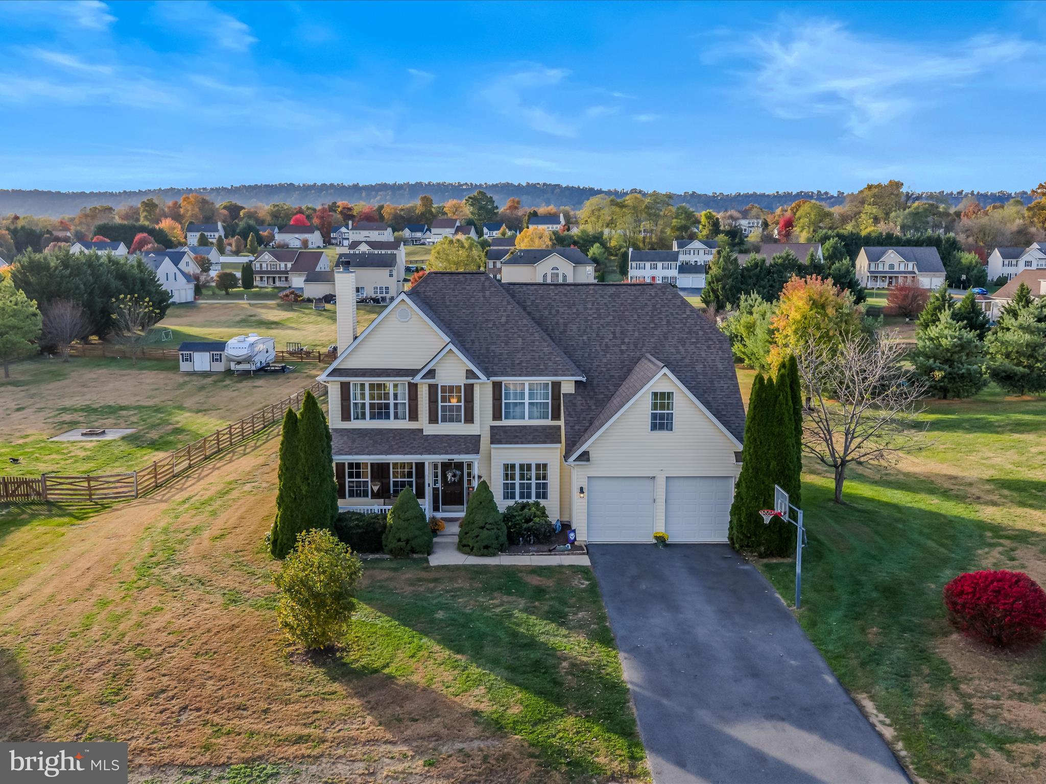 APPLE KNOLLS - Residential