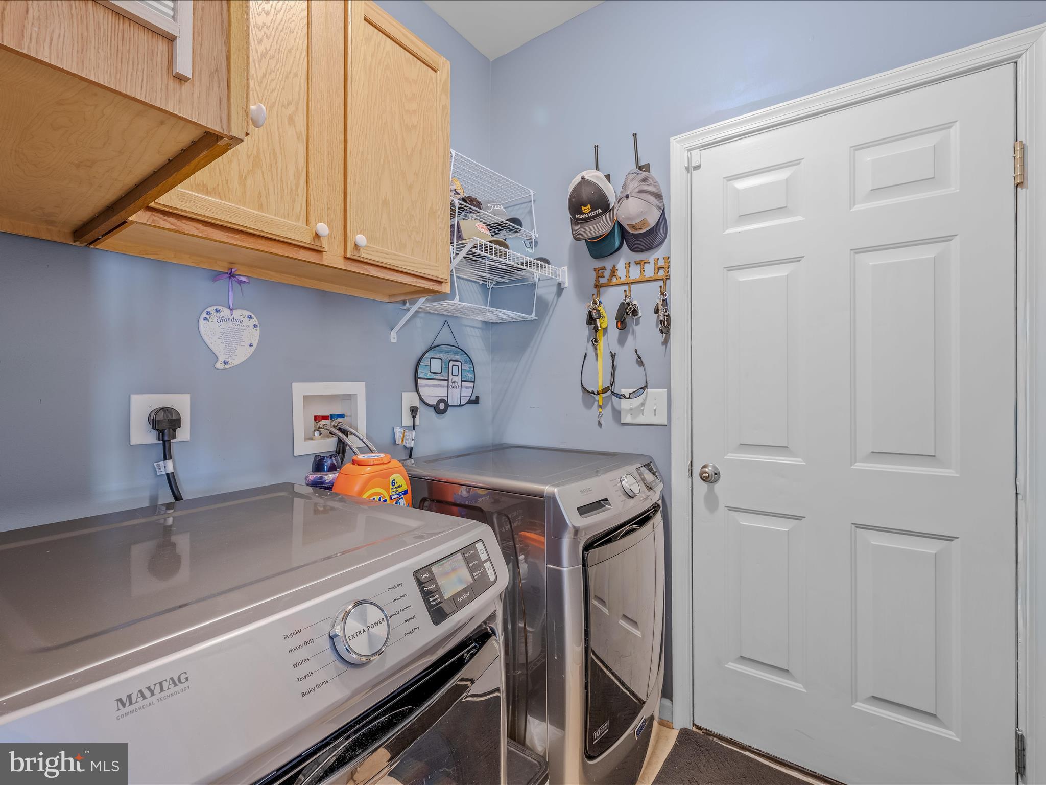 APPLE KNOLLS - Residential