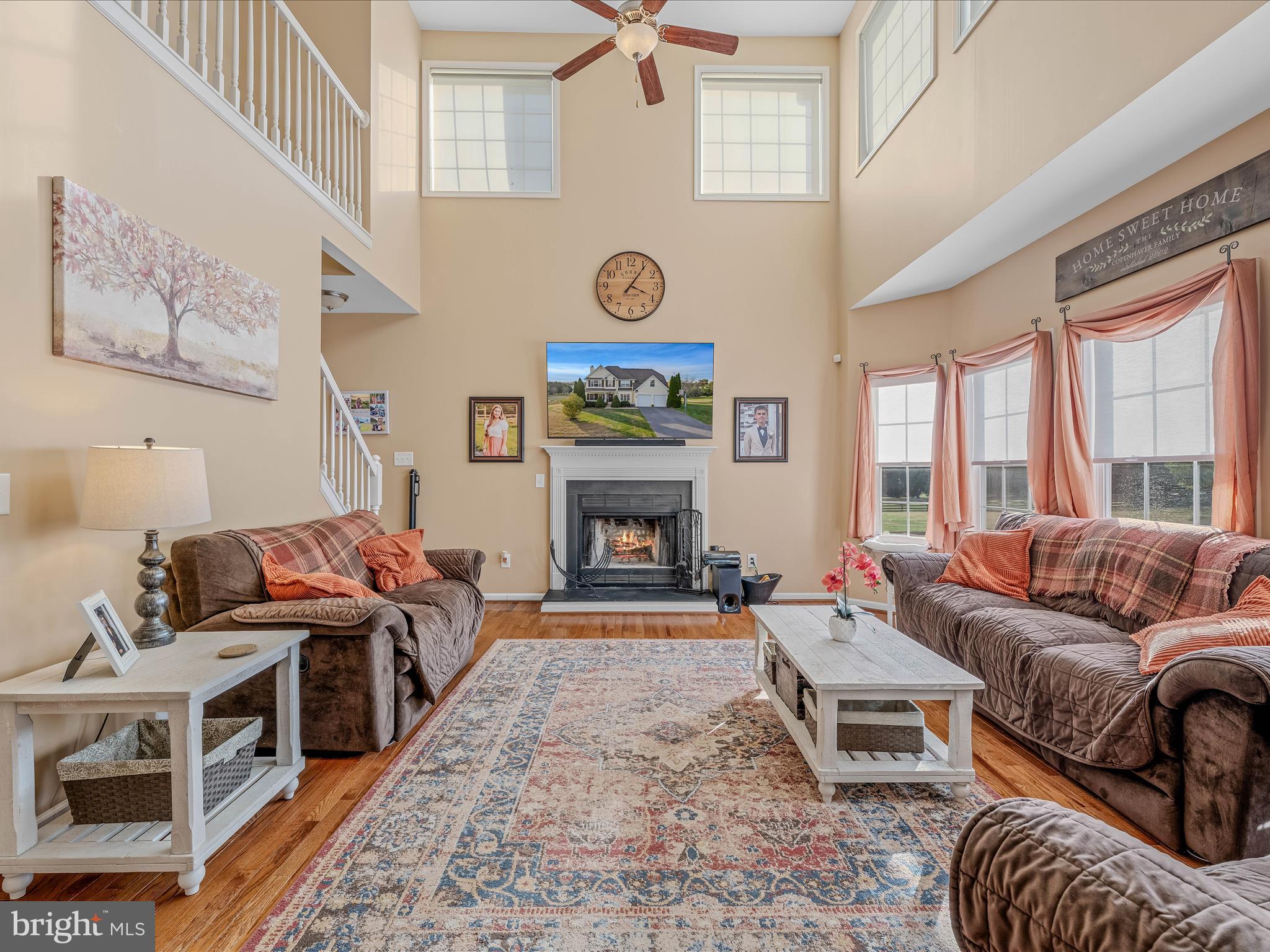 APPLE KNOLLS - Residential