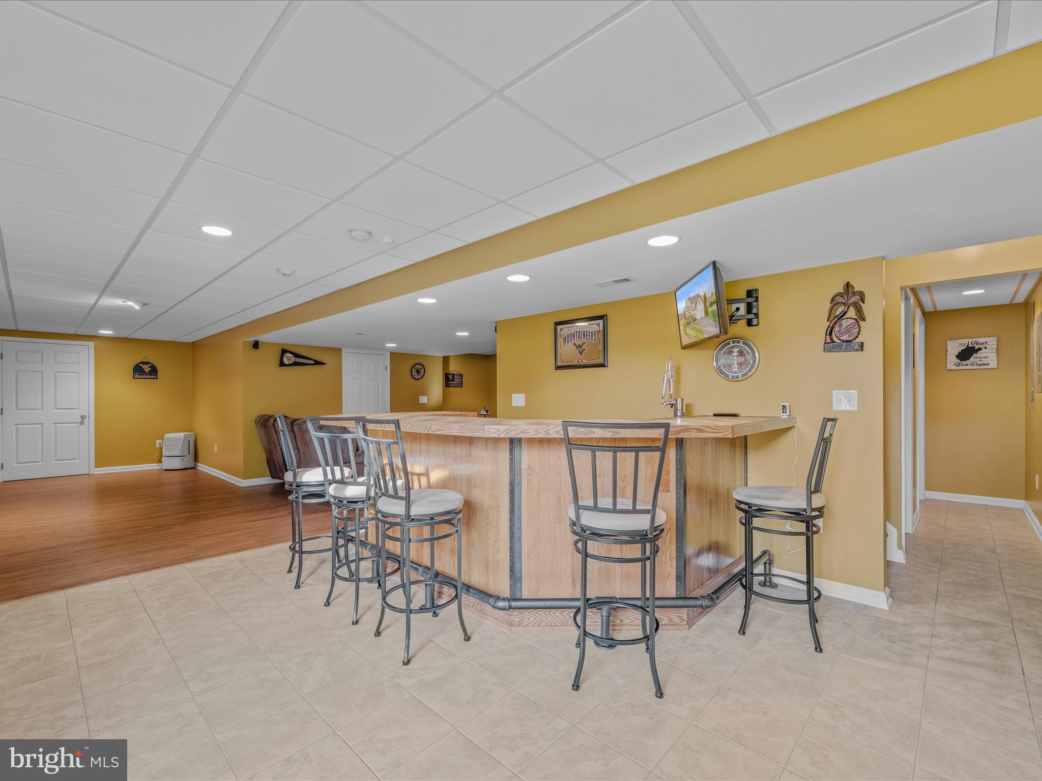 APPLE KNOLLS - Residential