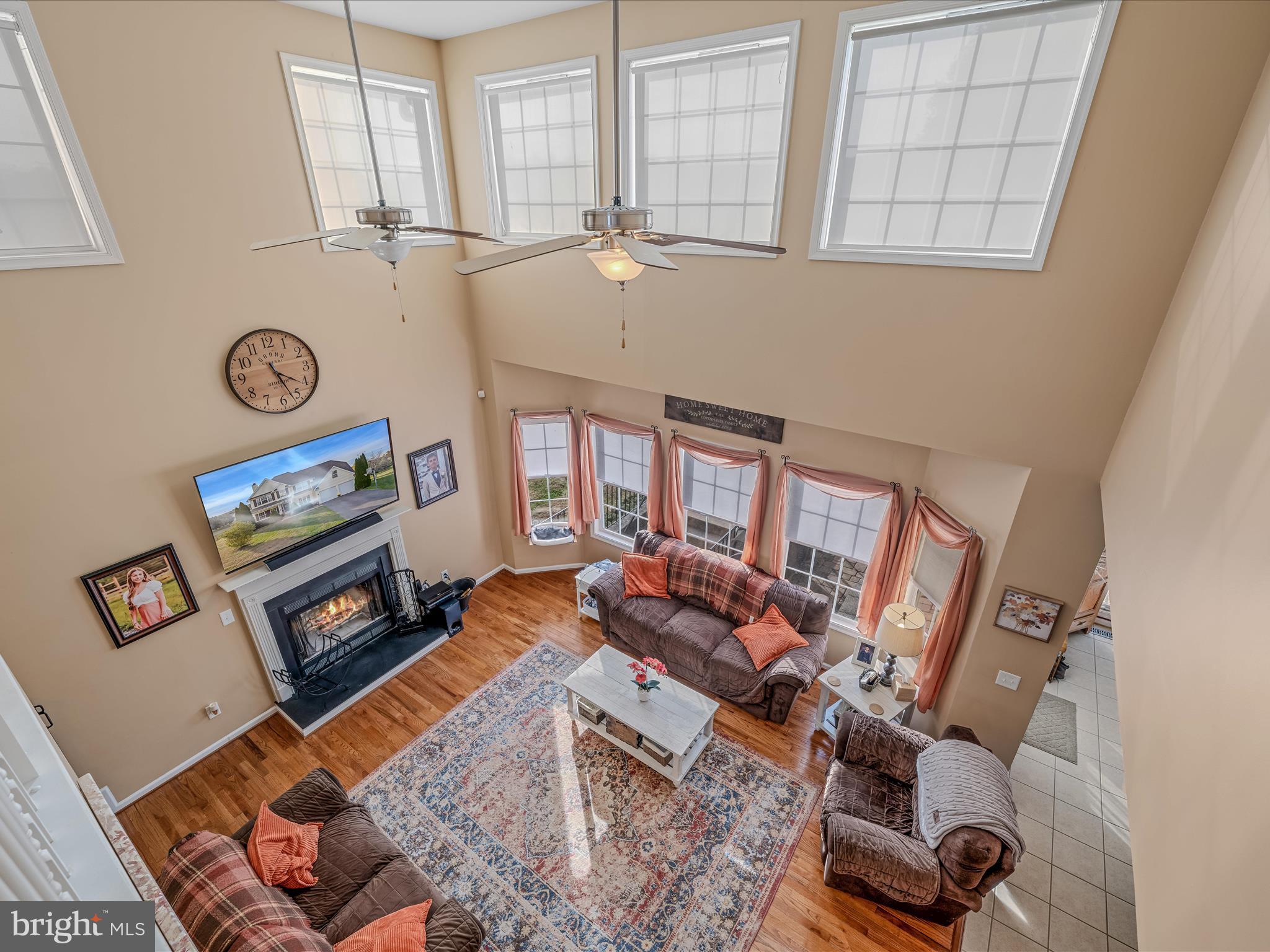 APPLE KNOLLS - Residential