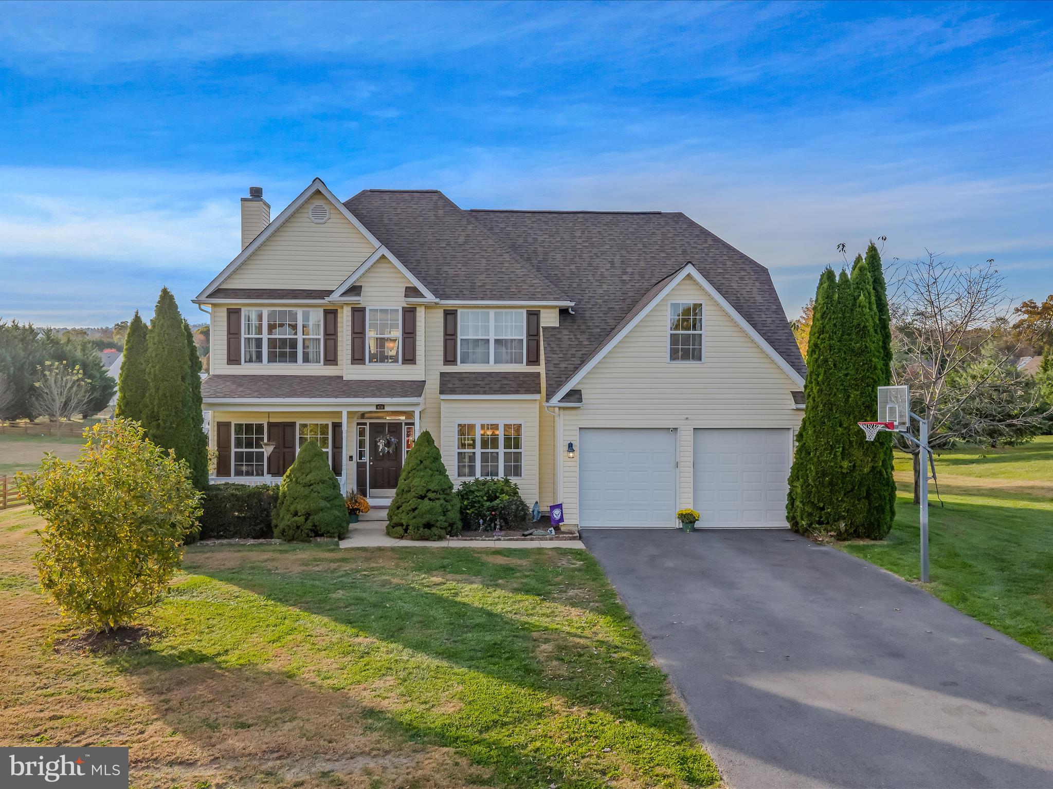 APPLE KNOLLS - Residential