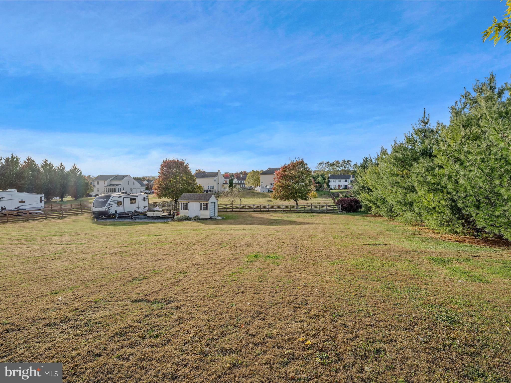 APPLE KNOLLS - Residential