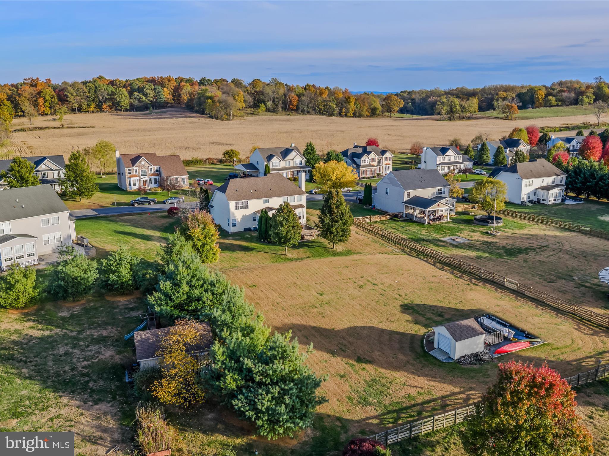 APPLE KNOLLS - Residential