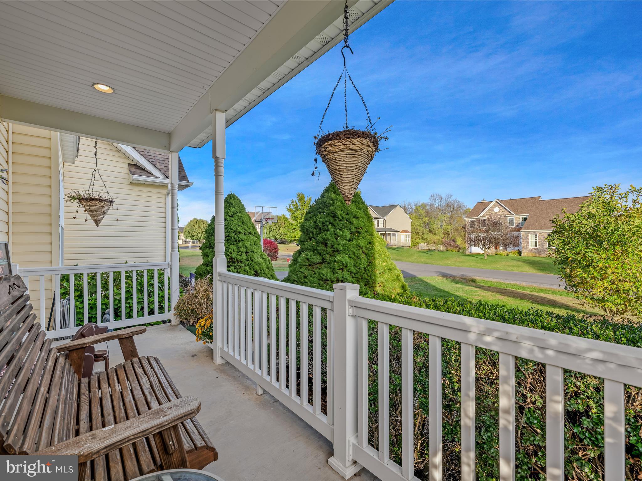 APPLE KNOLLS - Residential