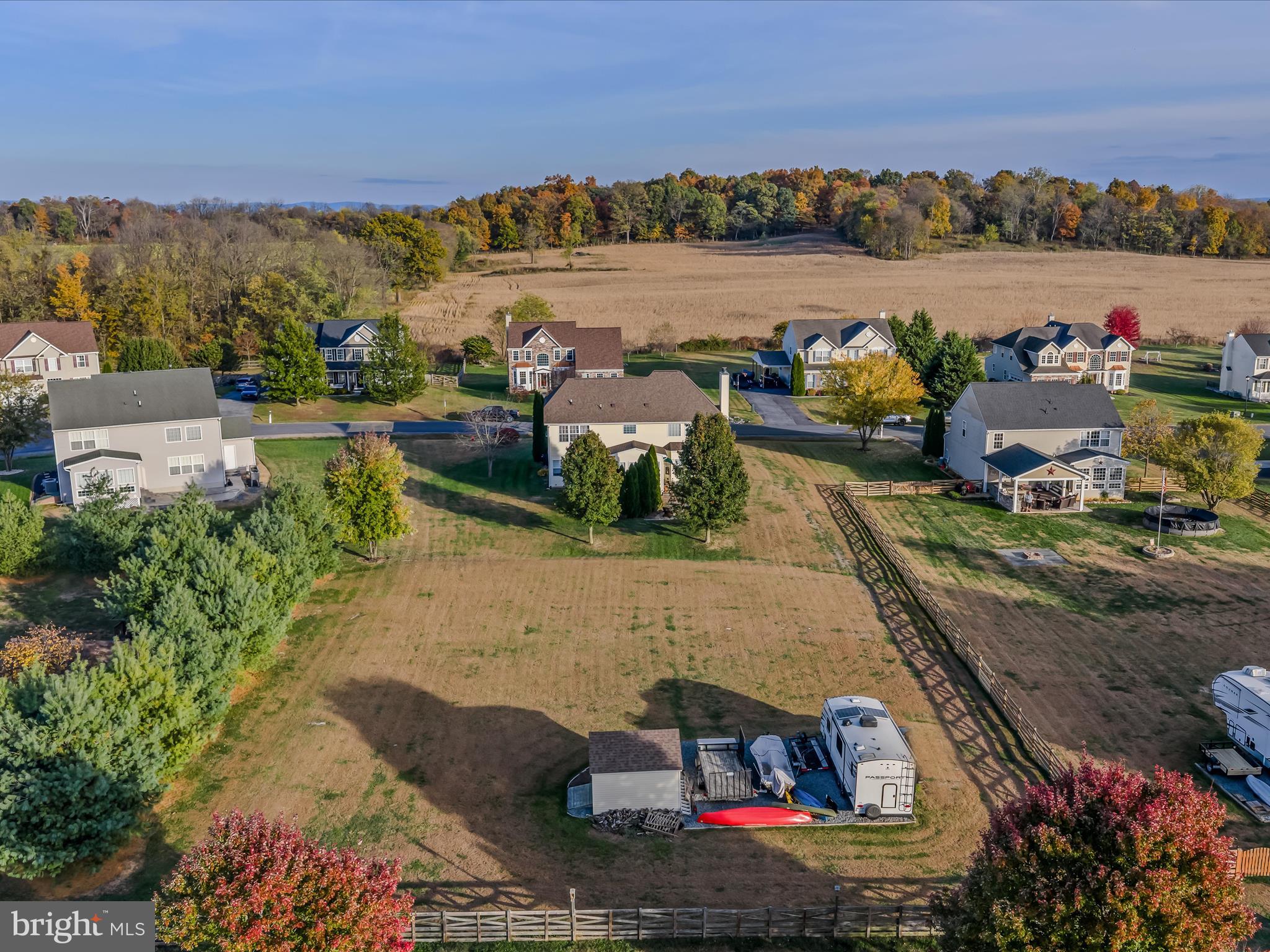 APPLE KNOLLS - Residential