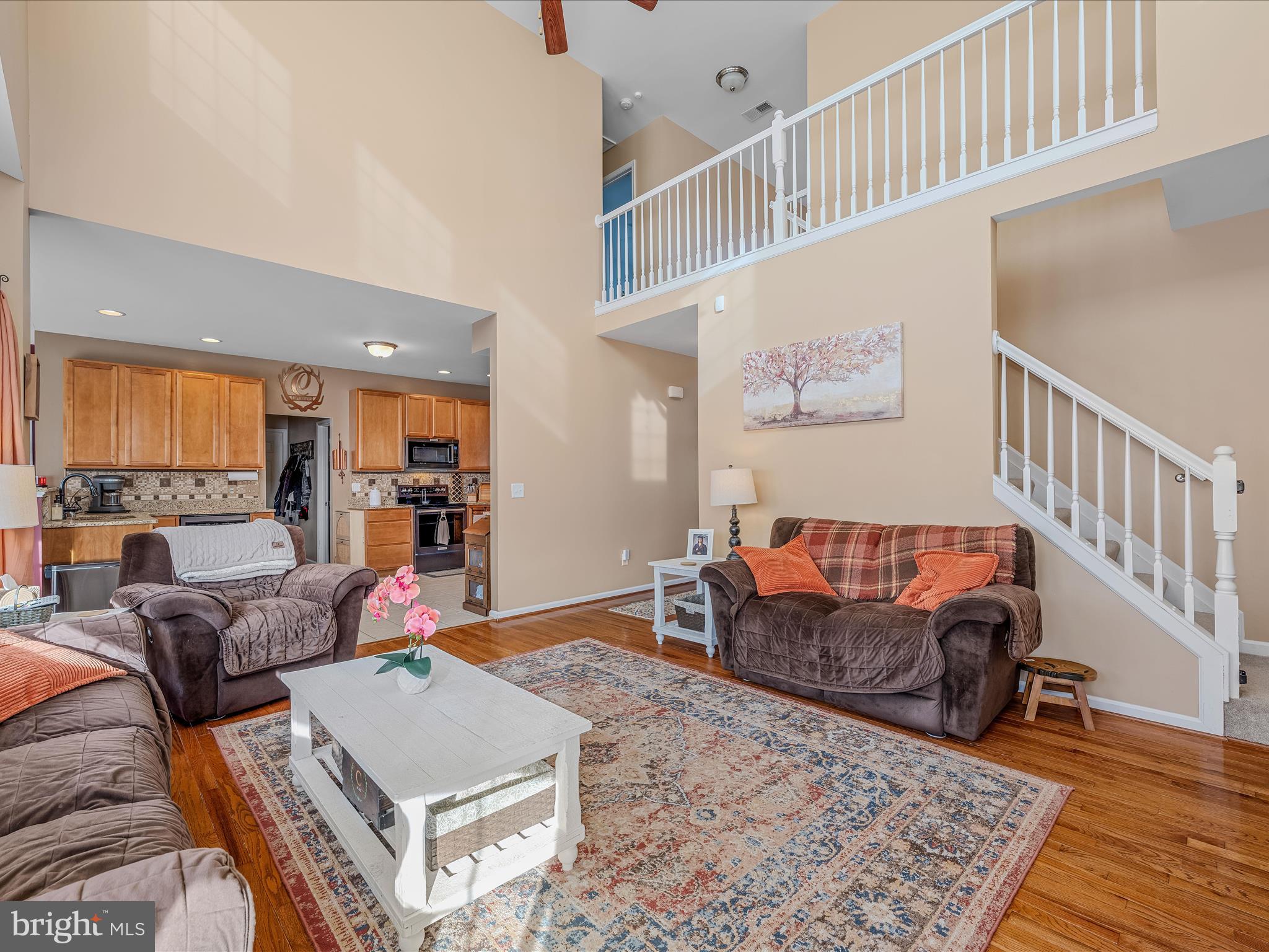 APPLE KNOLLS - Residential