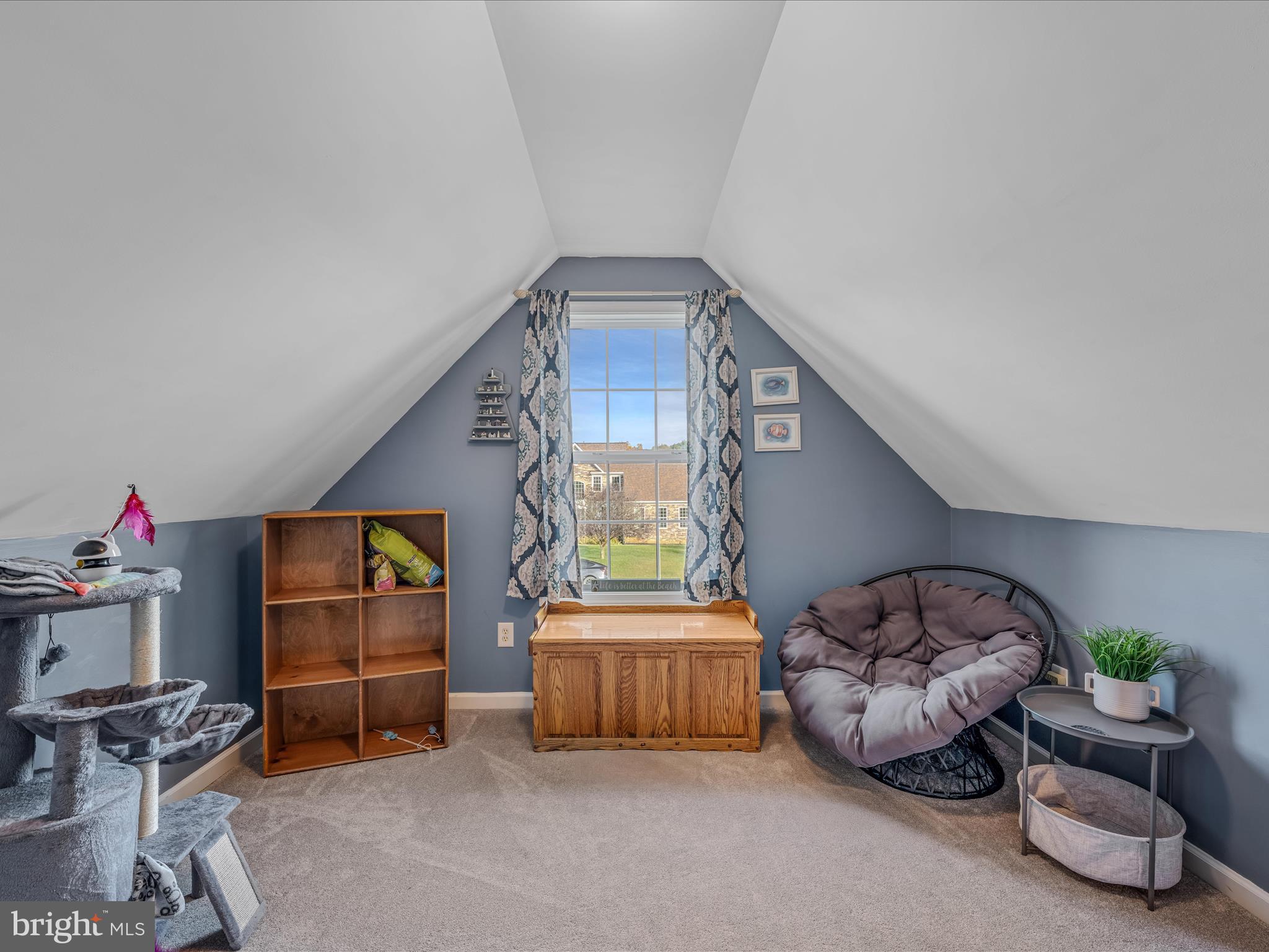 APPLE KNOLLS - Residential