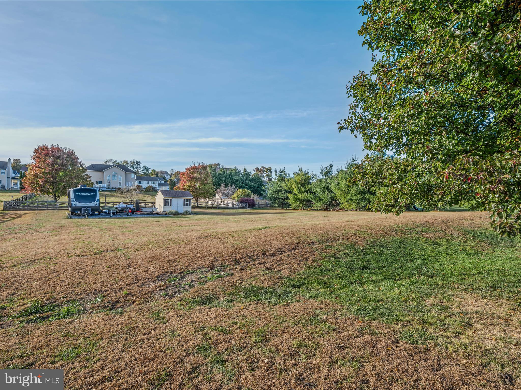 APPLE KNOLLS - Residential