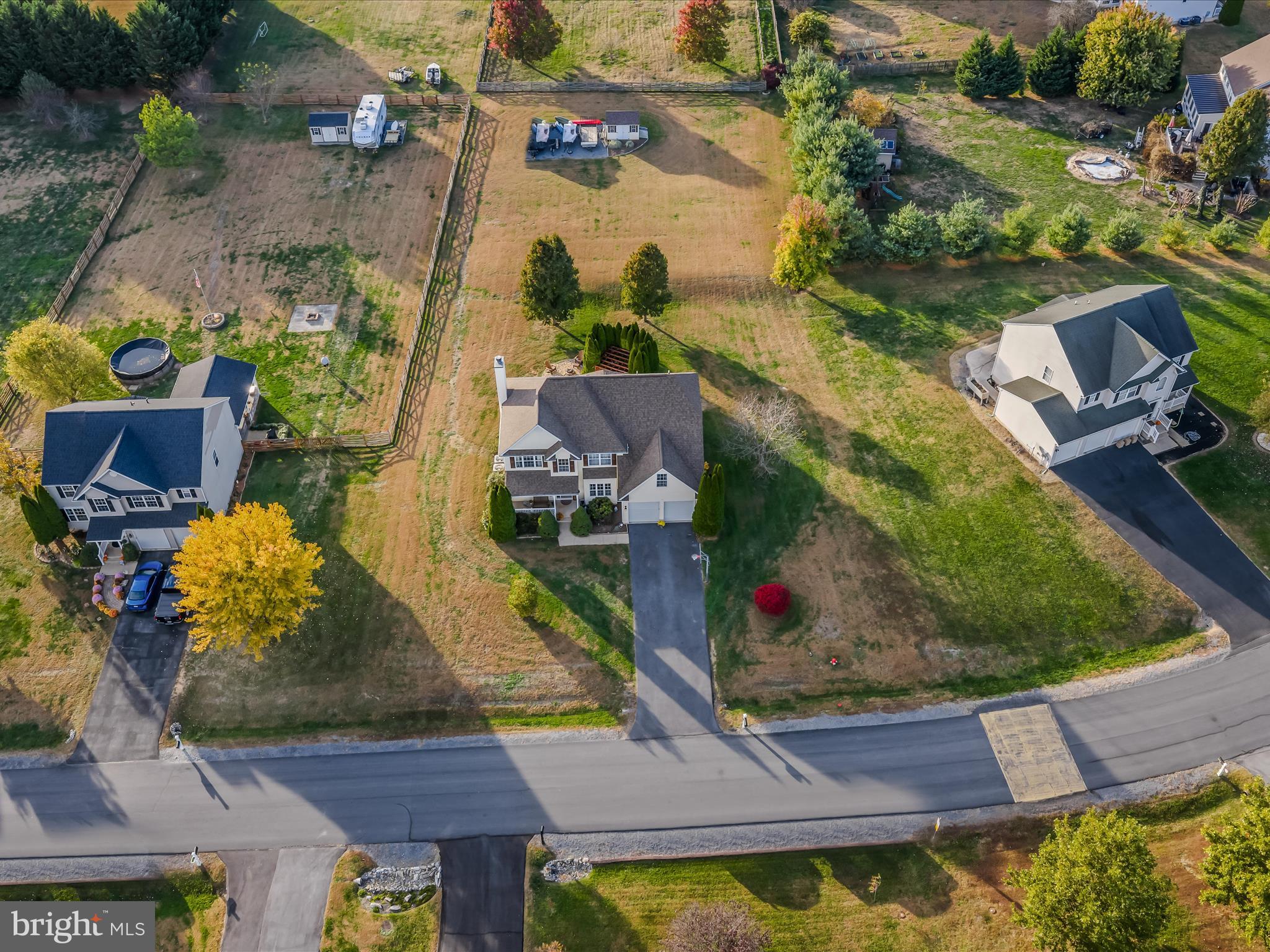 APPLE KNOLLS - Residential