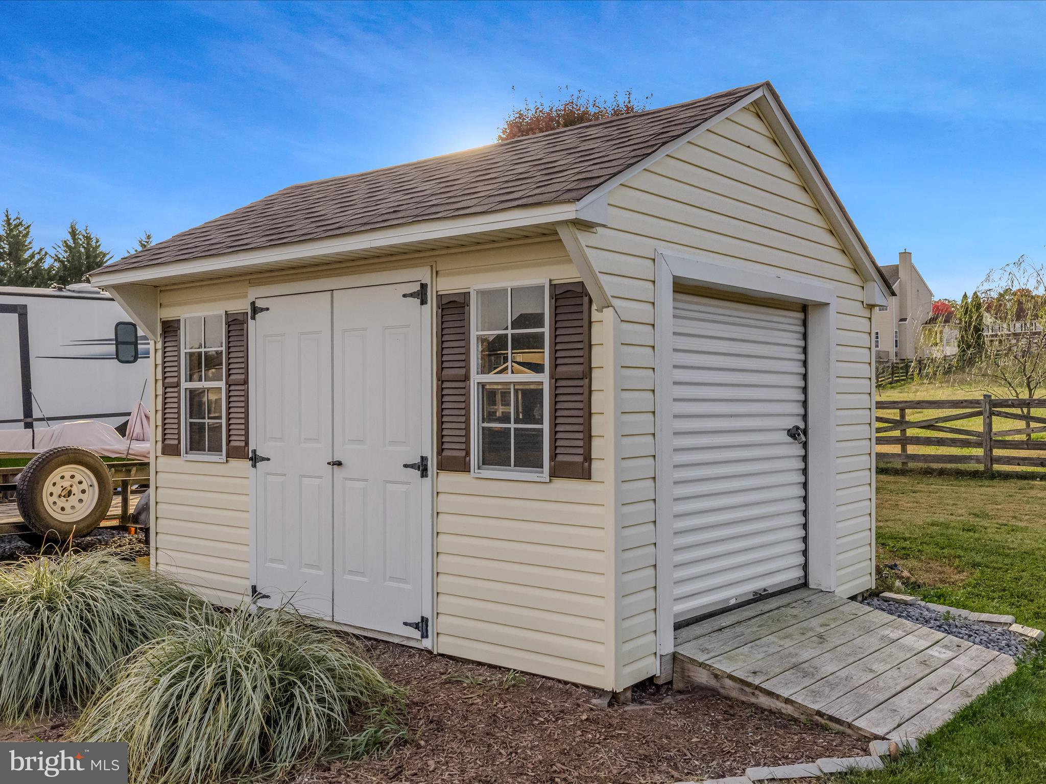 APPLE KNOLLS - Residential