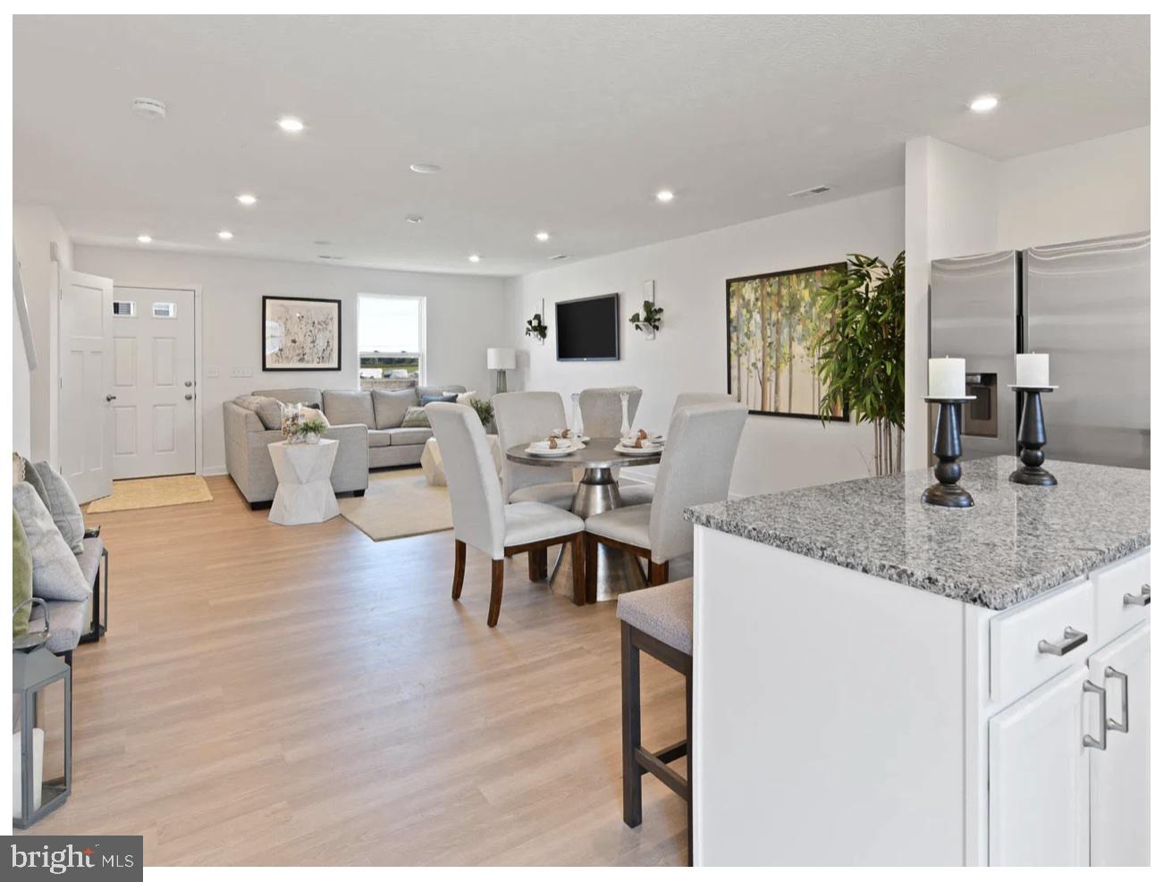 1 REGENT CIRCLE