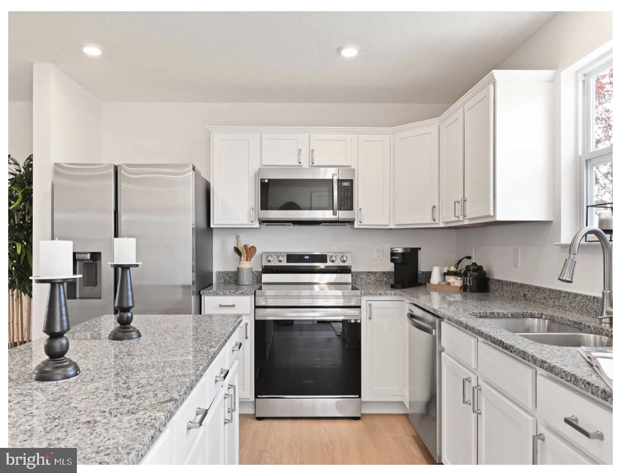 1 REGENT CIRCLE