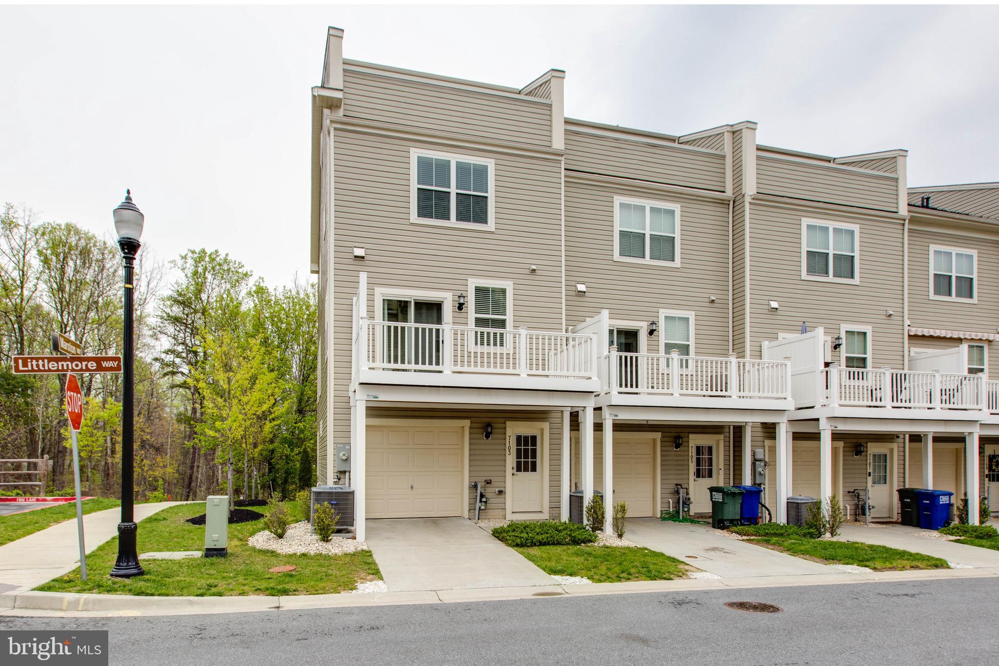 OXFORD SQUARE - Residential