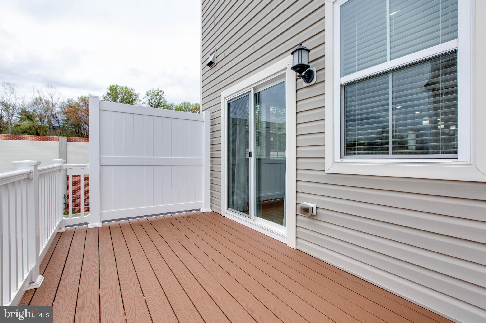 OXFORD SQUARE - Residential