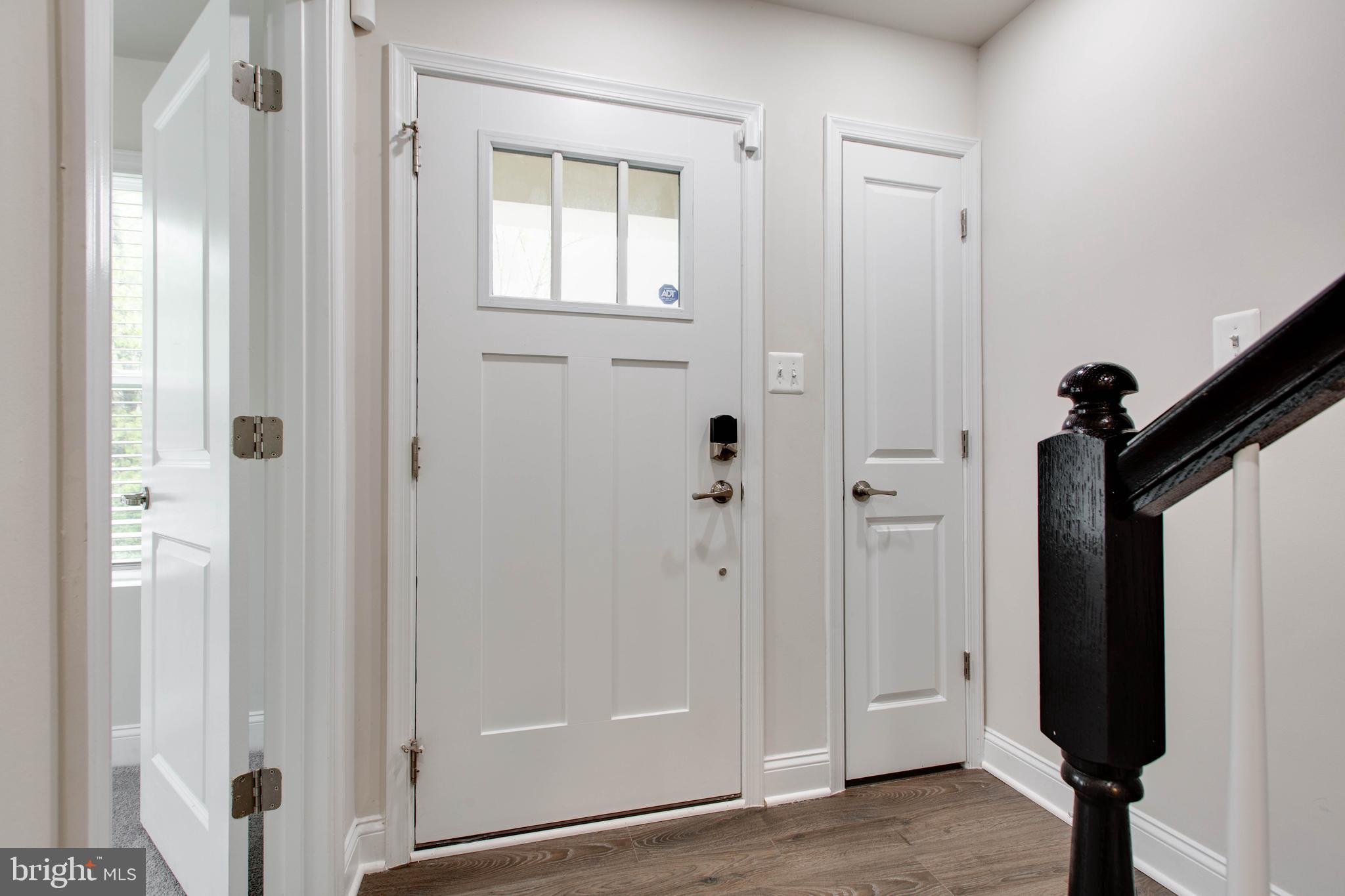 OXFORD SQUARE - Residential