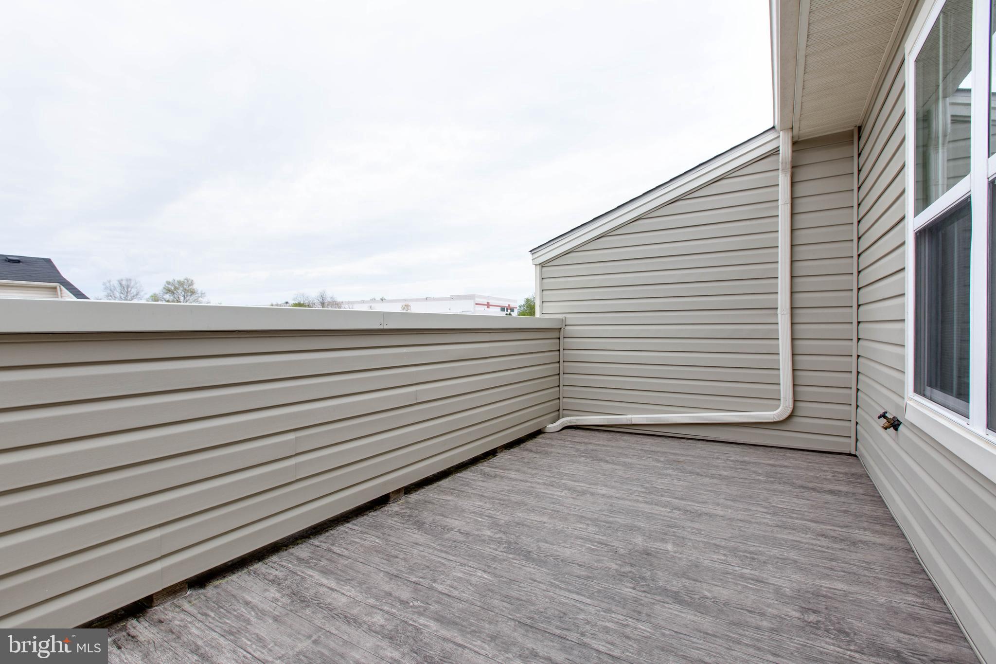 OXFORD SQUARE - Residential