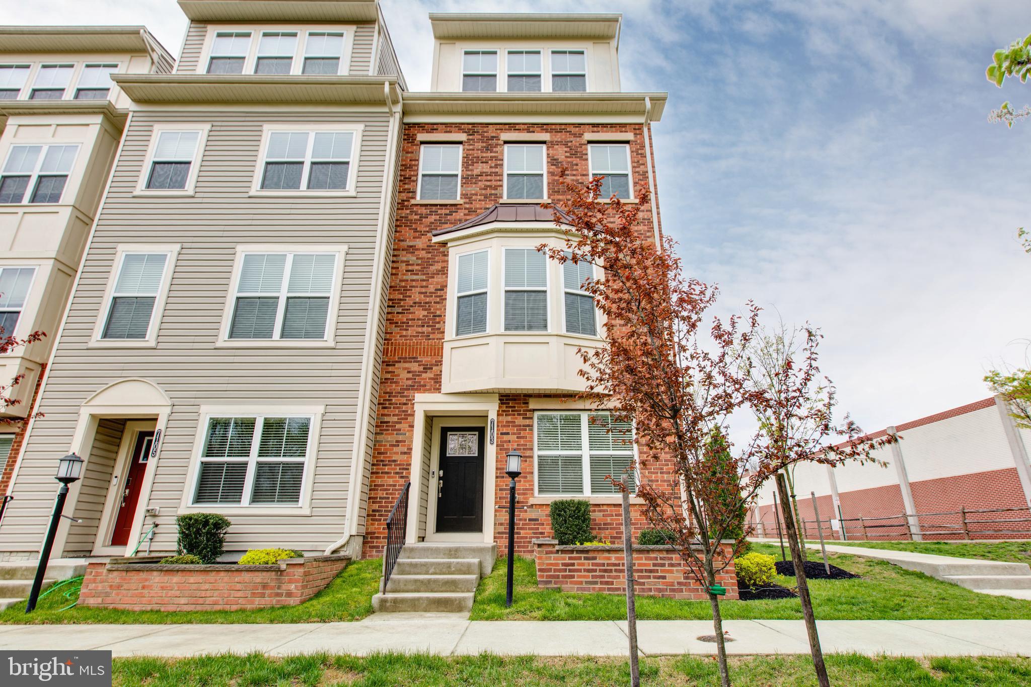 OXFORD SQUARE - Residential