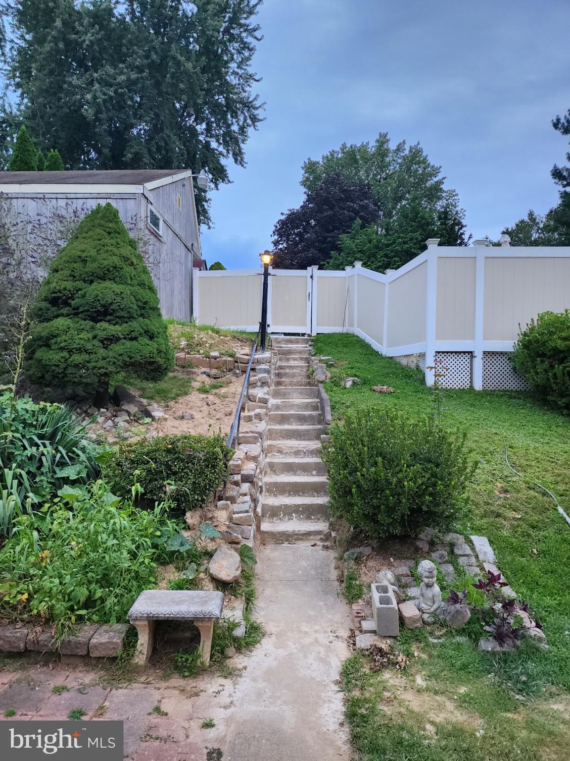 SOMERTON - Residential