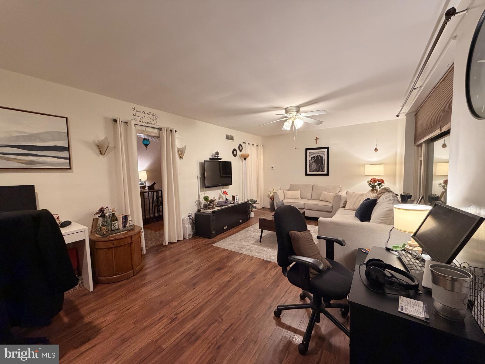 SOMERTON - Residential